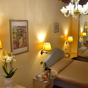 Residenza Favaro Отель